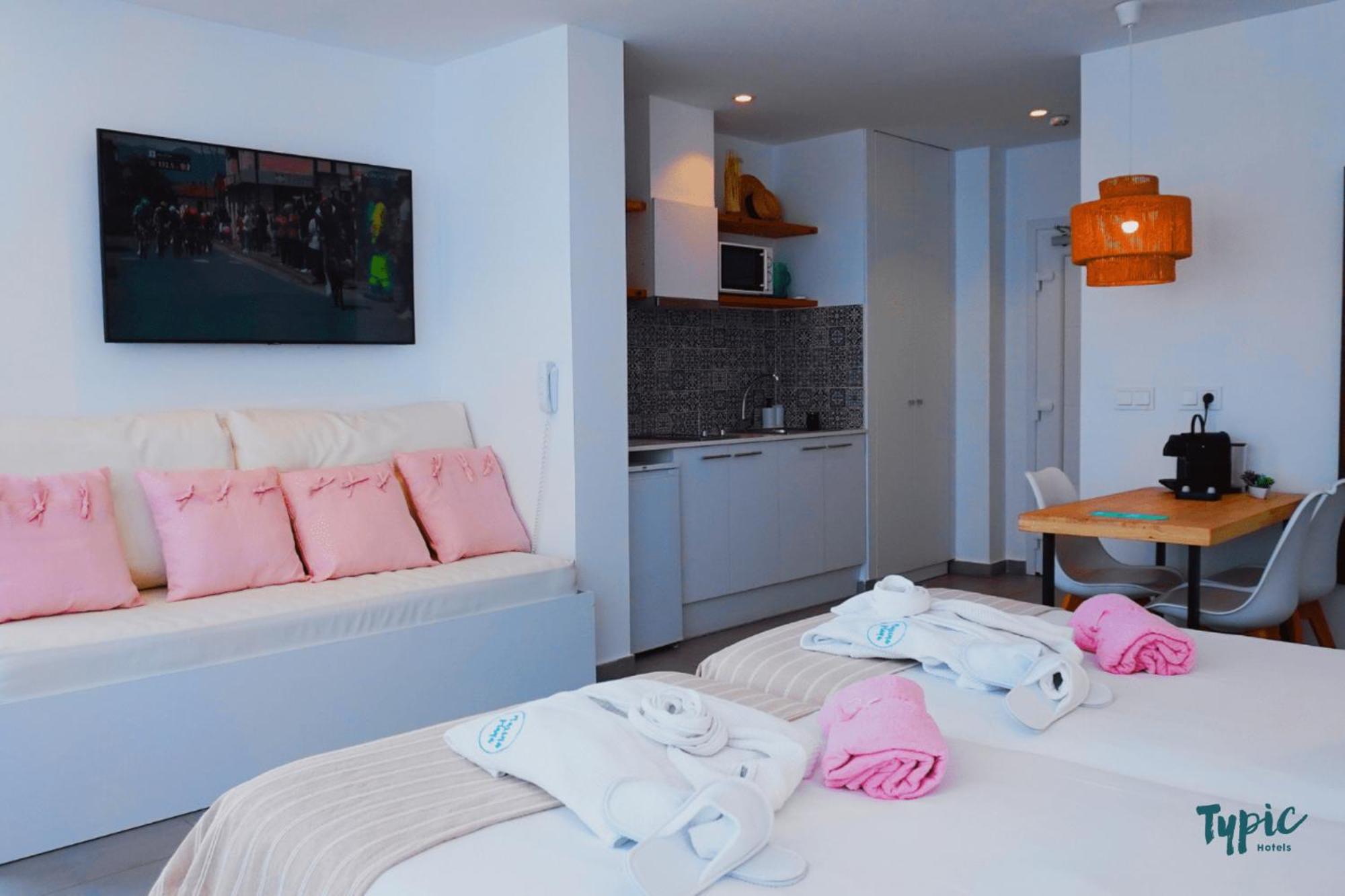 Typic Marina Playa - Adults Only Aparthotel ซานอันโตนิโอ ภายนอก รูปภาพ