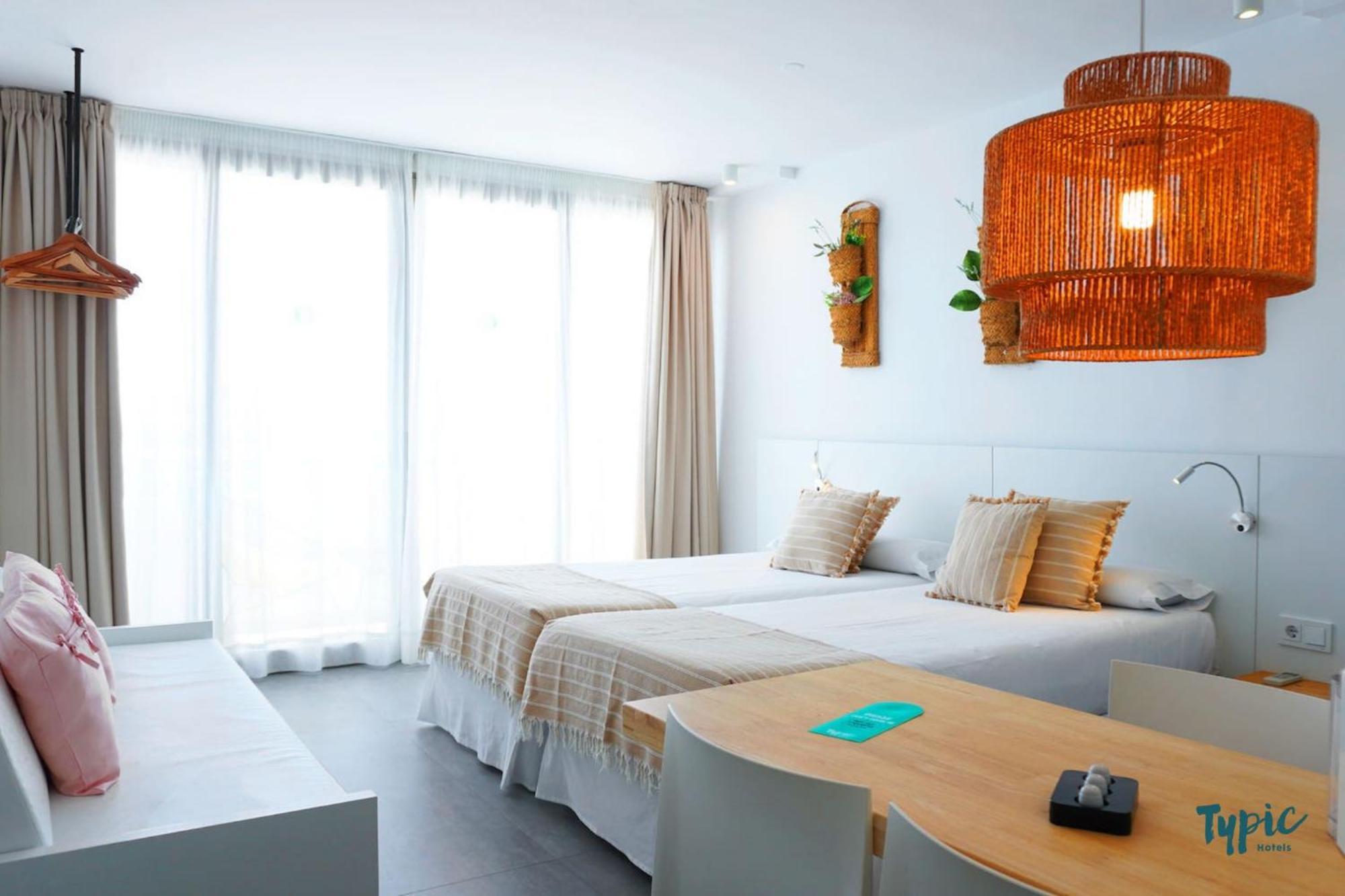 Typic Marina Playa - Adults Only Aparthotel ซานอันโตนิโอ ภายนอก รูปภาพ