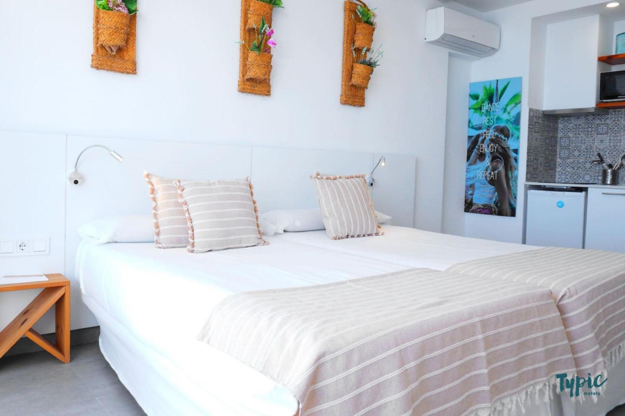 Typic Marina Playa - Adults Only Aparthotel ซานอันโตนิโอ ภายนอก รูปภาพ